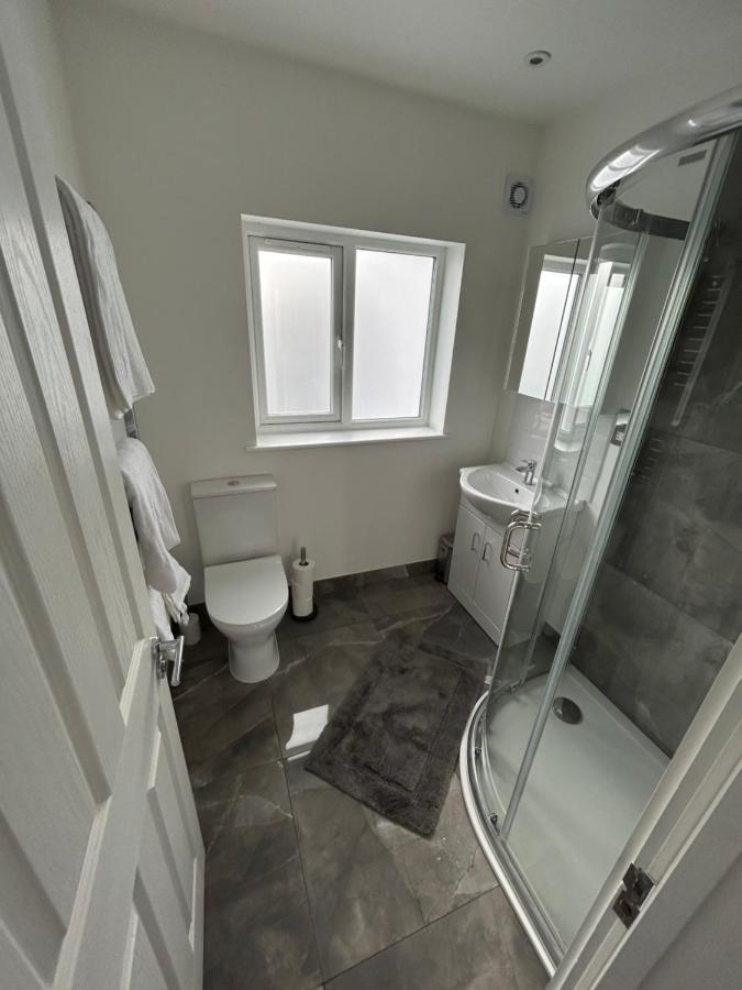 West London Apartment Bagian luar foto